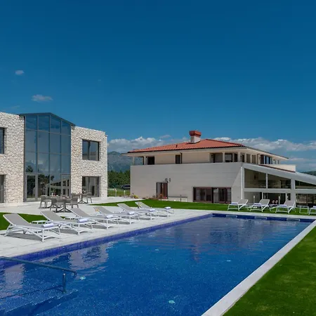 Domare - Riviera Apartmán