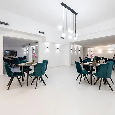 Coral 杜布罗夫尼克