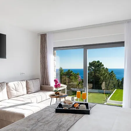 Coral 杜布罗夫尼克