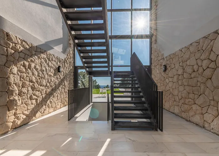 Coral * دوبروفينك